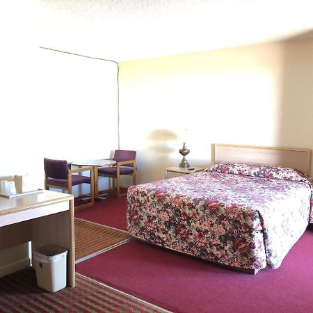 Deluxe Inn Motel Sparks Екстериор снимка