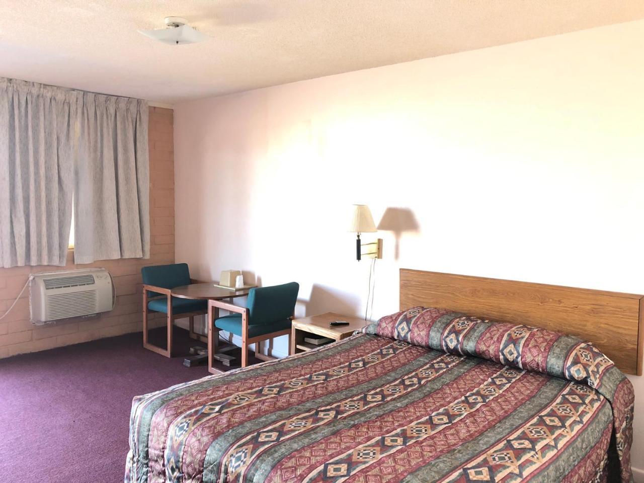 Deluxe Inn Motel Sparks Екстериор снимка