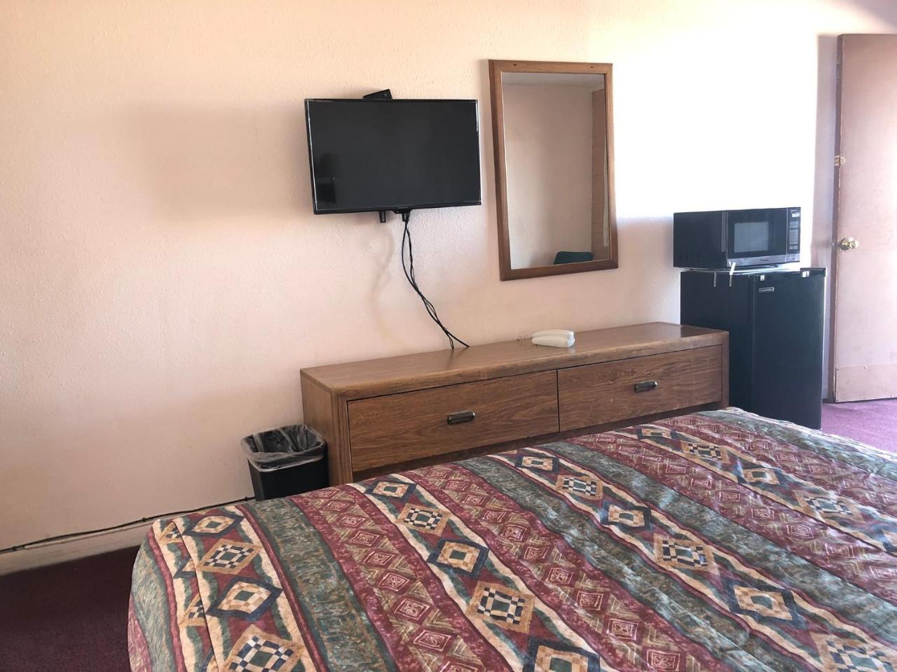 Deluxe Inn Motel Sparks Екстериор снимка